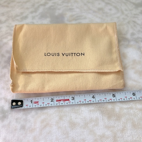 2 Authentic empty Louis Vuitton box & small dust bag for wallet - Picture 7 of 10